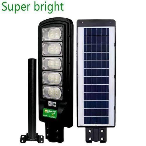SOLAR STREET LIGHT